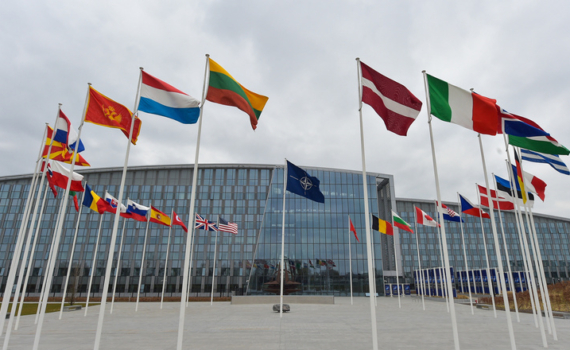 Аналитик Пшеничников: Европу втягивают в конфликт с Россией Аналитик Пшеничников: Европу втягивают в конфликт с Россией